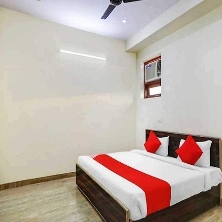 Hotel Sky Bird Bhauli Exterior photo