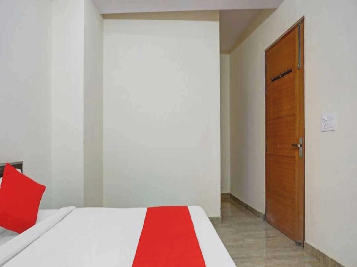 Hotel Sky Bird Bhauli Exterior photo